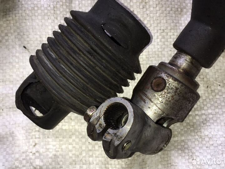 Рулевой карданчик Maздa 626 GE 91-97 гг