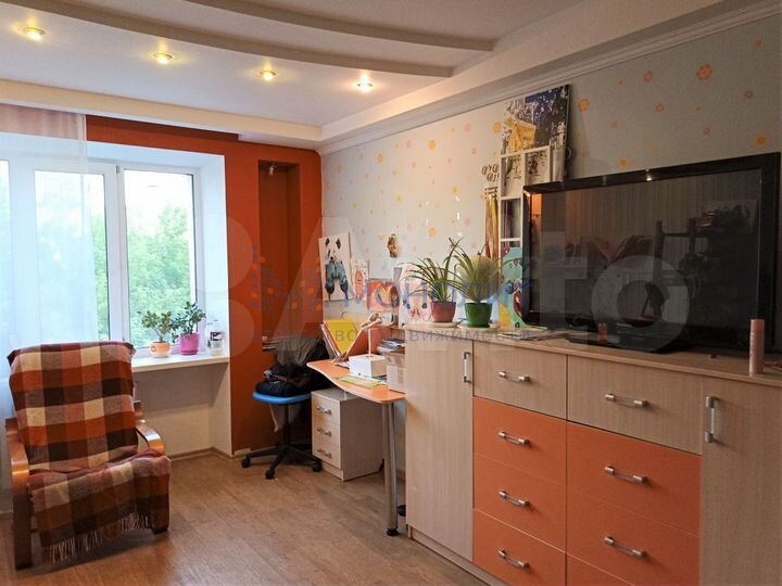 2-к. квартира, 81,4 м², 2/5 эт.