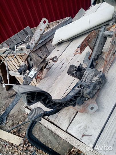 Педали форд. Фокус 2