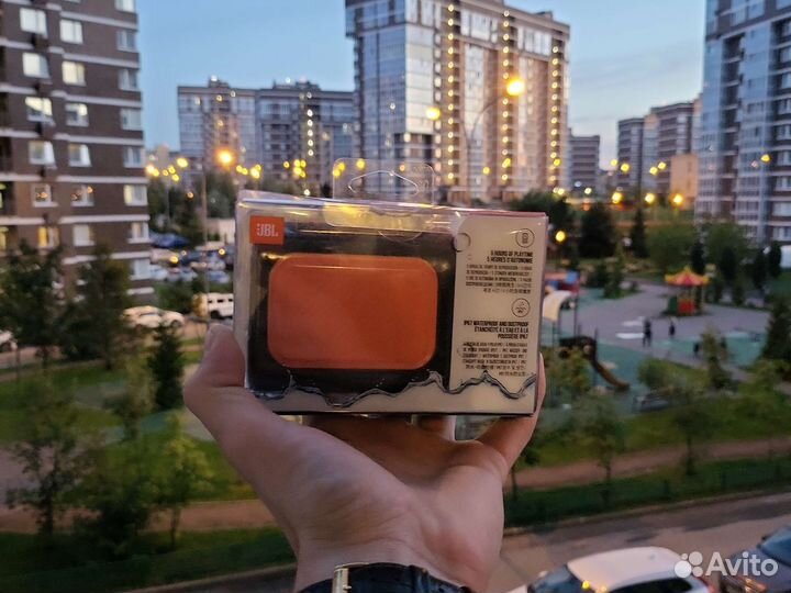 Колонка JBL GO3