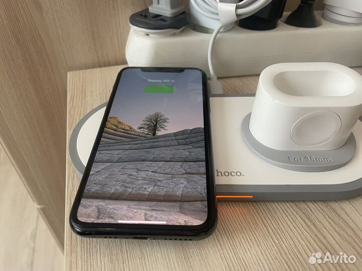 Беспроводная зарядка 3 в 1