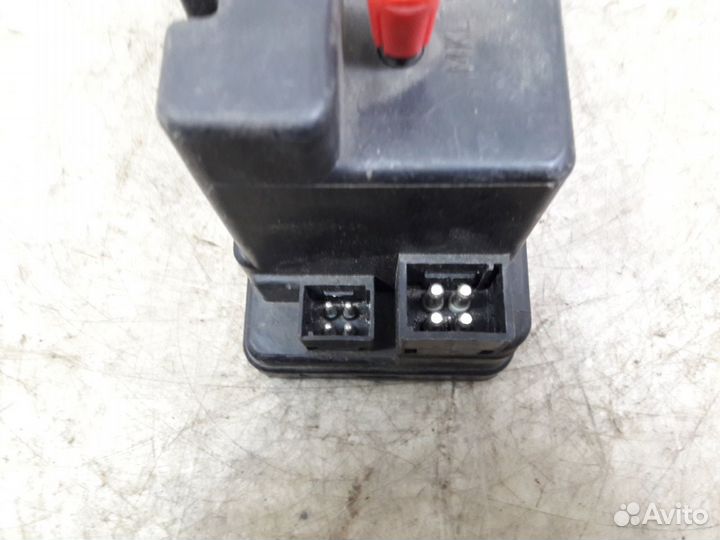 Компрессор центрального замка Mercedes W210