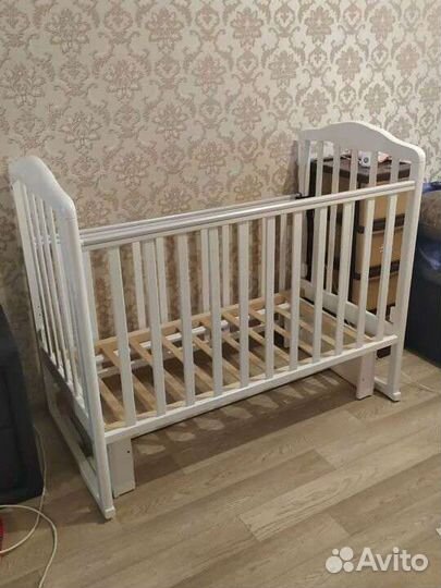 Кроватка детская