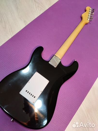 Электрогитара stratocaster