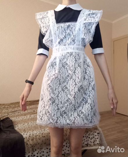 Белый школьный фартук