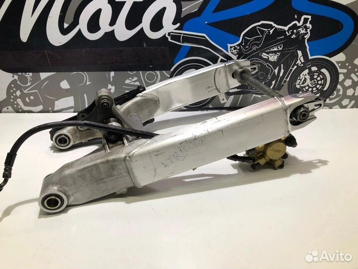 Маятник с суппортом Honda VTR 1000 F Firestorm