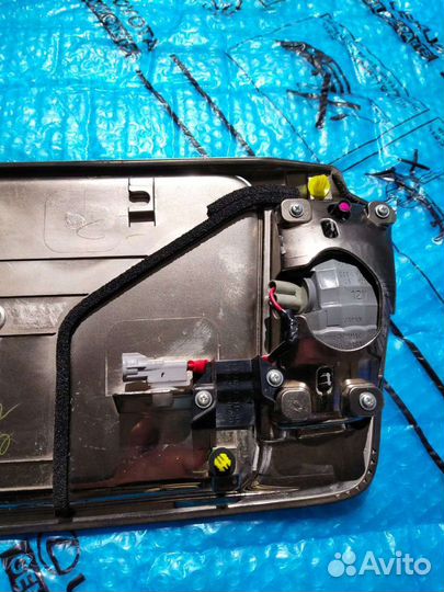 Накладка крышки багажника Lexus Lx 570 черная