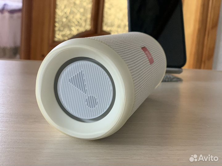 Jbl Flip 4 (новый акум)