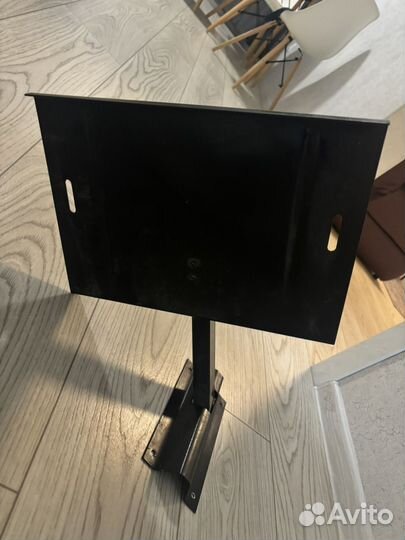 Кронштейн под микроволновку