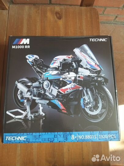 Lego technics BMW M1000RR 1920 деталей