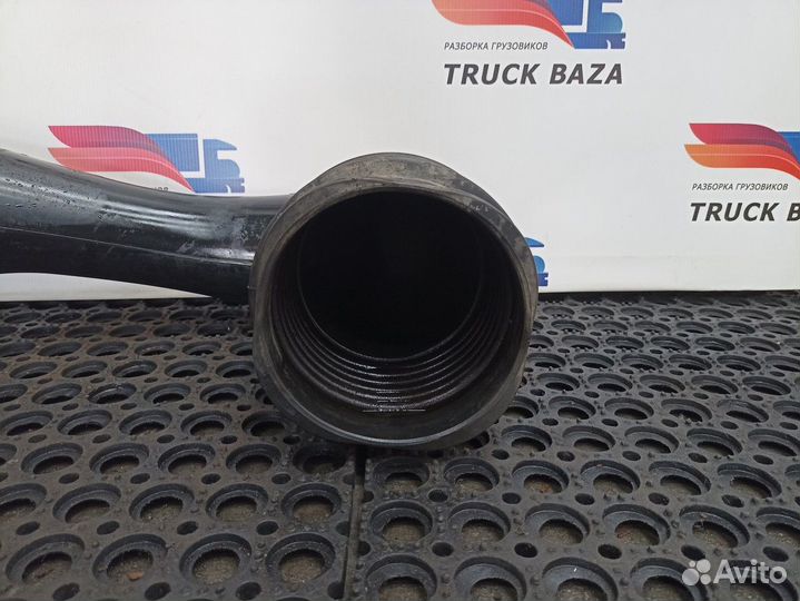 Патрубок воздушного фильтра