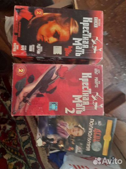 Видеокассетты