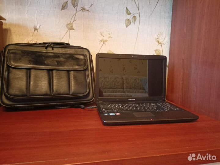 Ноутбук Samsung R540