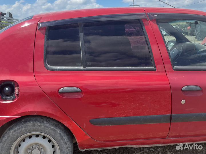 Двери Renault Symbol левая правая передняя задняя