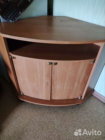 Тумба под телевизор угловая