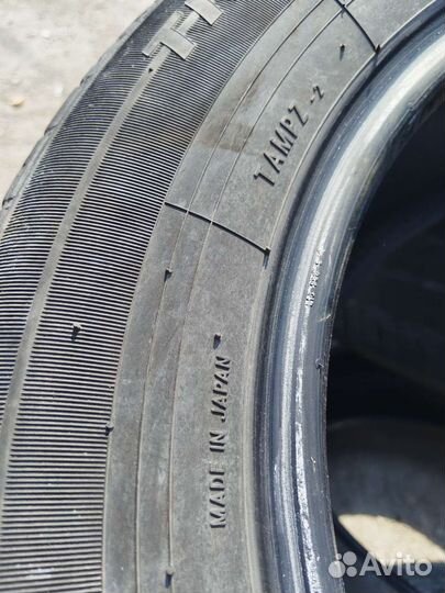 Toyo Tranpath MPZ 215/60 R16