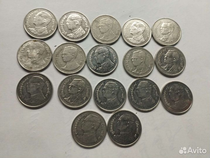 Таиландские баты