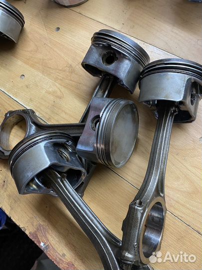 Поршни с шатуном Audi a6 v6 3.0