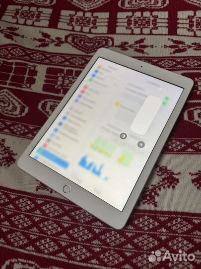 iPad 5 2017 128 Wi-Fi+Cellular