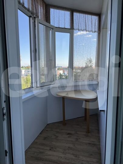 2-к. квартира, 60 м², 5/5 эт.