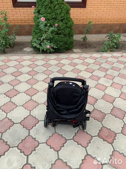 Коляска прогулочная