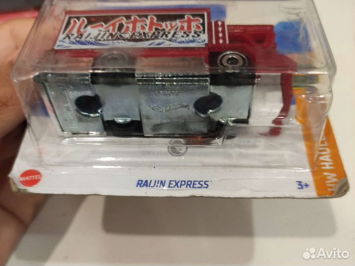 Машинки hot wheels