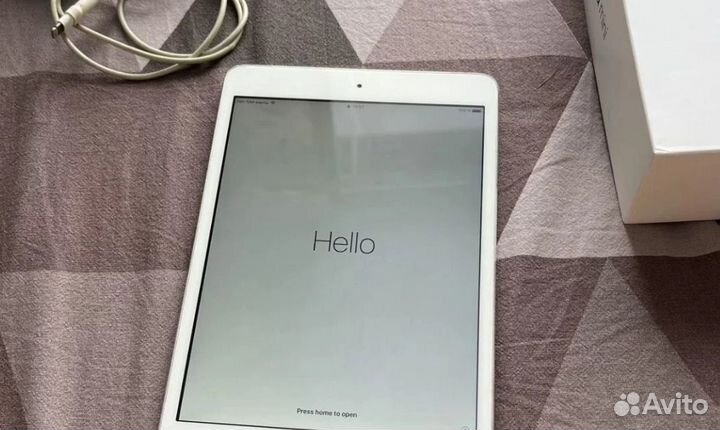 iPad mini Wi-fi+cellular + кабель в комплекте