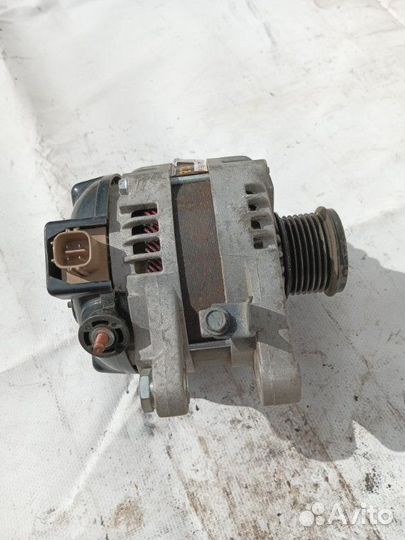 Генератор Toyota Rav 4