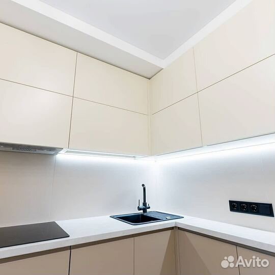 Кухонный гарнитур в дом в Солнечнодольске