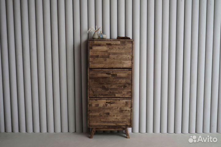 Обувница из массива дерева City в прихожую