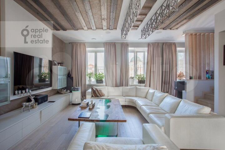 6-к. квартира, 200 м², 5/5 эт.