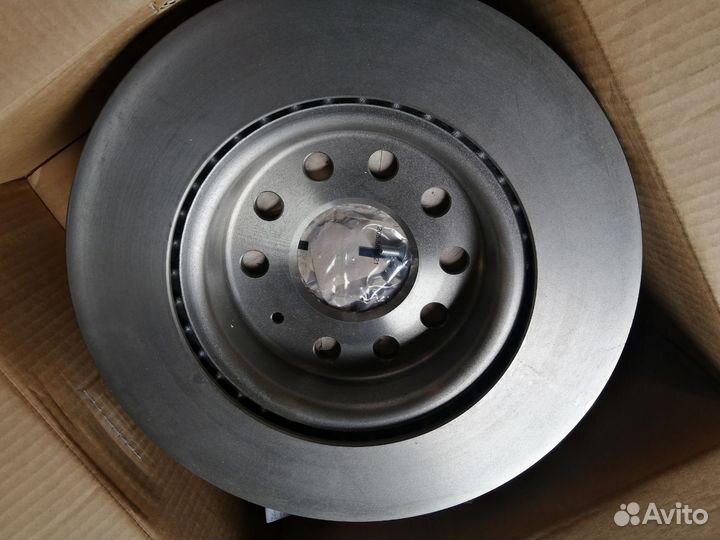 Диск тормозной передний Brembo 09916711