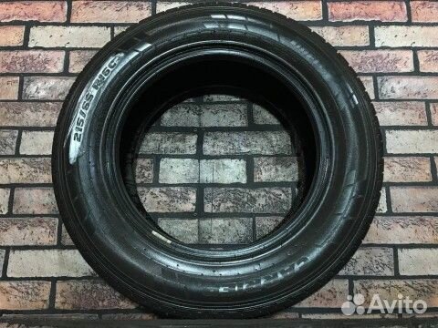 Pirelli Carrier 215/65 R16