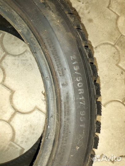 Kumho I'Zen KW22 215/50 R17 95T