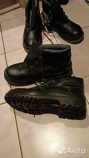 Ботинки рабочие мужские