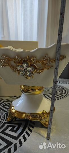 Ваза для фруктов и конфет