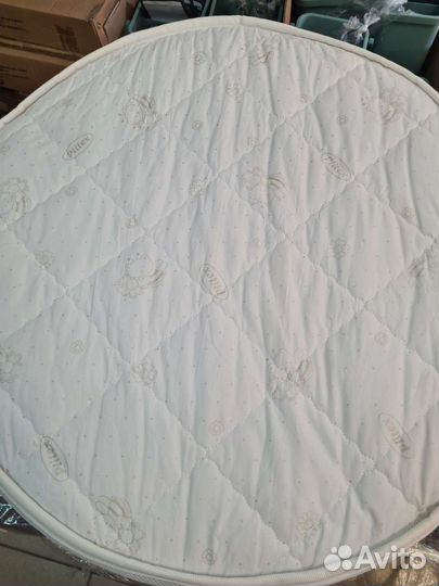 Матрас детский в круглую кроватку