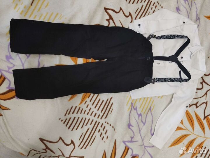 Нарядный костюм для мальчика 104