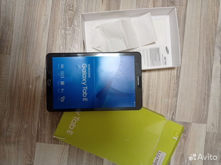 Планшет samsung Galaxy Tab E