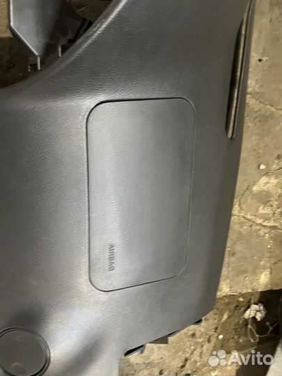 Торпеда накладка панели Geely Mk