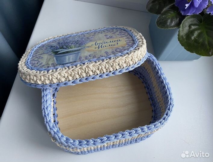 Корзина вязаная с крышкой