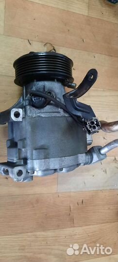 Компрессор кондиционера Subaru Tribeca 3.0