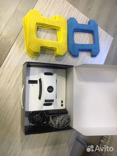 Продаю робот для мойки окон