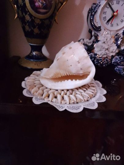 Предметы интерьера и декора