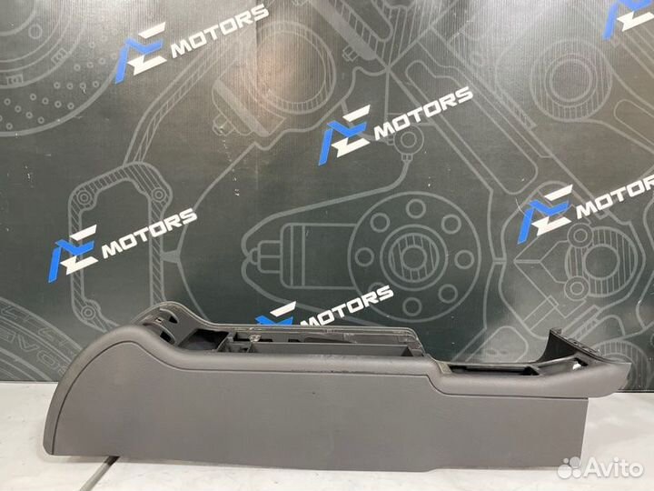 Консоль между сидений Audi A6 C5 BES 2003