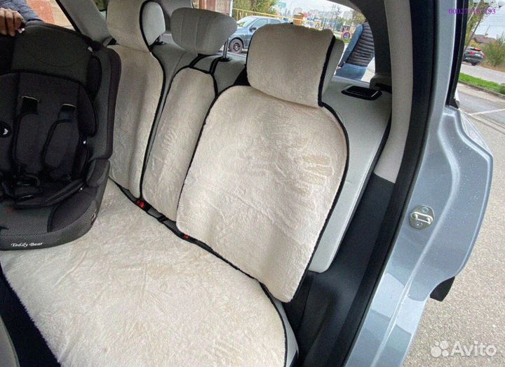 Удобные накидки для автомобилей из меха