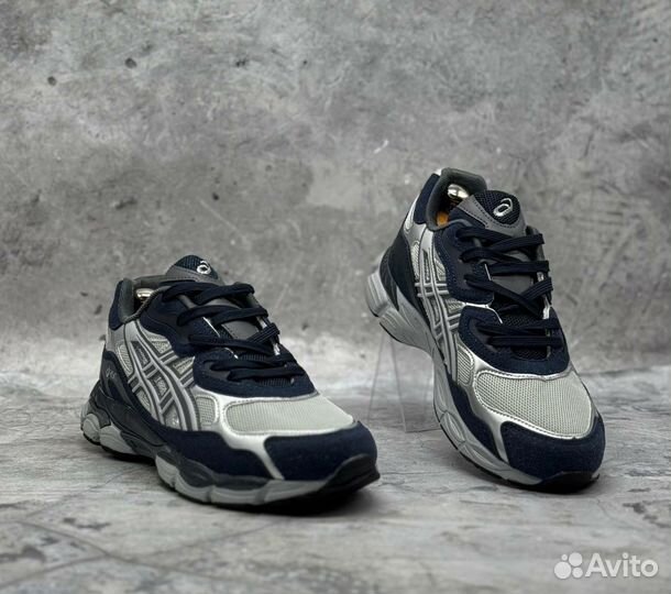 Кроссовки мужские Asics urbancore