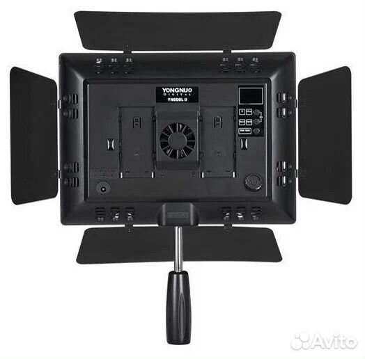 Светодиодный осветитель Yongnuo YN-600 L II