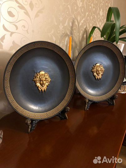 Тарелки Versace