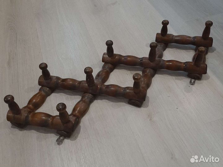 Старинная вешалка